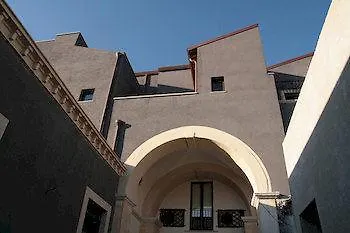 Dimora De Mauro Aparthotel Catania